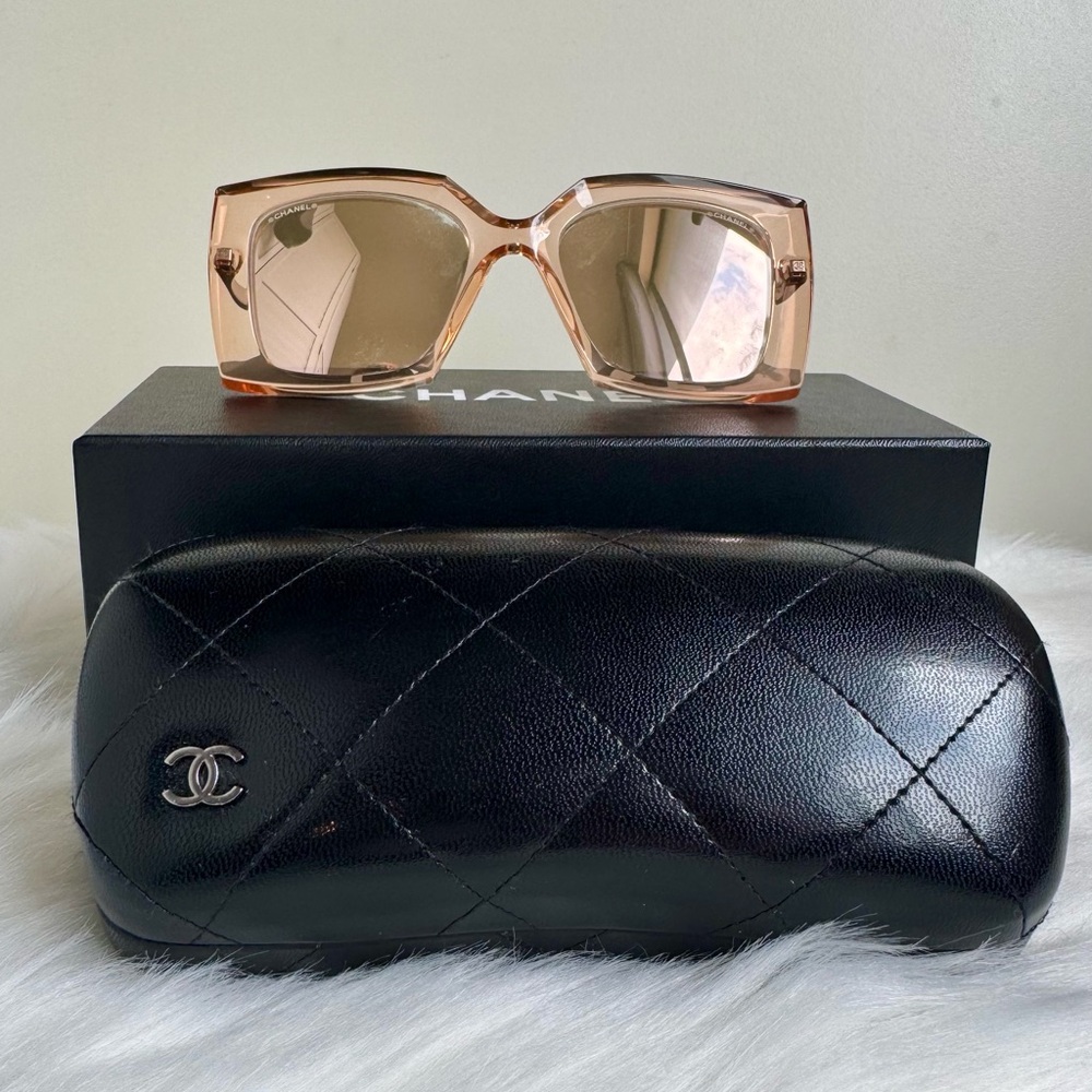 CHANEL Women's Sunglasses - Pink
